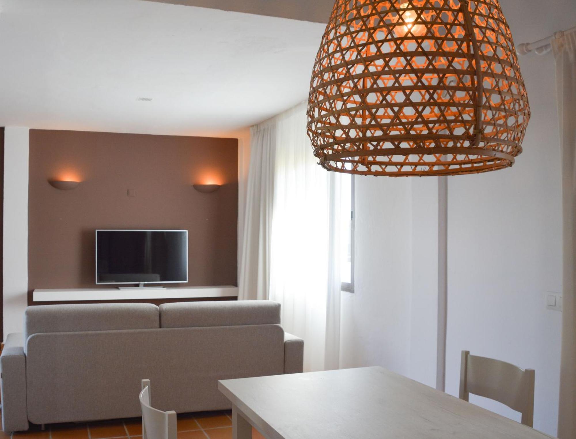 Nuramar Aparthotel Cala en Bosch Ngoại thất bức ảnh