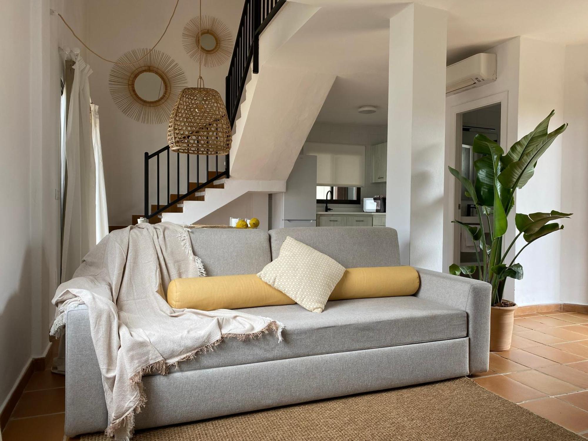 Nuramar Aparthotel Cala en Bosch Ngoại thất bức ảnh