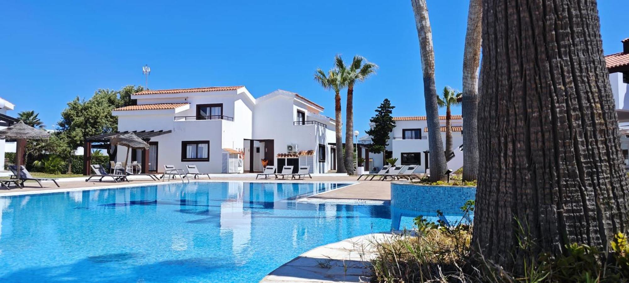Nuramar Aparthotel Cala en Bosch Ngoại thất bức ảnh